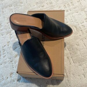 Soludos Venetian Black Leather Mule size 9